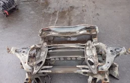 Подрамник Mercedes-Benz Sprinter 2013 A9063301906 W906 651.955