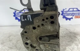 Замок двери BMW 3 51218122417 E36 M40B16, передний левый