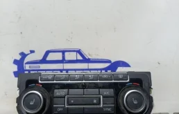 Блок управления печкой Volkswagen Tiguan 5K0907044GK 2.0