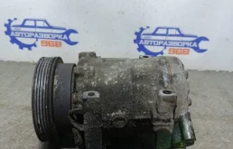 Компрессор кондиционера Renault Logan 2005 926000097R 1 K7M710