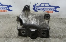 Кронштейн мкпп Volkswagen Caddy 2013 1K0199117AH MAXI CBZB 1.2