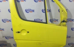 Дверь Mercedes-Benz Sprinter 2014 A9067200105 W906 OM651, передняя правая