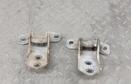 Петли двери Mazda 3 2006 F15158210 BK Z6, передние правые
