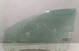 Стекло Ford Focus 2006 1342624 2 HWDA, переднее левое