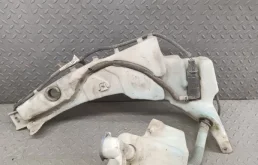 Бачок омывателя Ford Focus 2006 1497707 2 HWDA