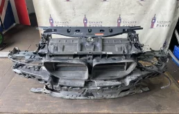 Передняя панель BMW 640d F13