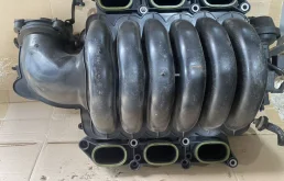 Коллектор впускной 2.8 cce ccd audi a6 06e133210m