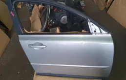 Дверь Volvo s40 2006 MS