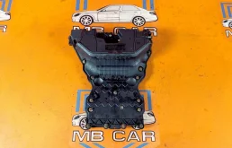 Поддон Mercedes-Benz