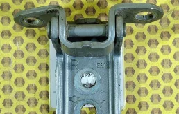 Петля двери Nissan Qashqai 2014 824214EA0A J11 R9M