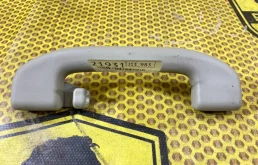 Ручка потолочная Nissan Qashqai 2014 739404EA1B J11 MR20DD, задняя правая