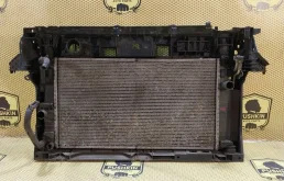Панель передняя телевизор Mazda mazda3 2011 BHB653110 BL, передний