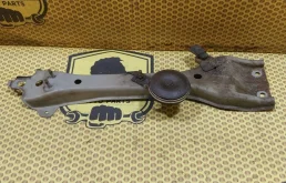 Часть тв панели Nissan Tiida 2009 62550EL030 C11