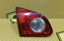 Фонарь крышки багажника Nissan Qashqai 2008 26555JD800 J10E K9K, левый