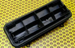 Решетка вентиляционная Nissan Juke 2011 77008AX60A F15 MR16DDT, правая