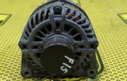 Генератор Nissan Juke 2011 231001KM1A F15 MR16DDT