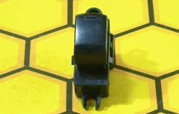 Кнопка стеклоподъемника Nissan Tiida 2006 25411ED000 C11 HR15DE, задняя левая
