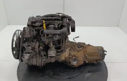 Двигатель Volkswagen Passat 2000-2005 038100098A B5 AVB