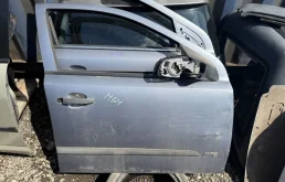 Дверь передняя правая Opel astra h дефект