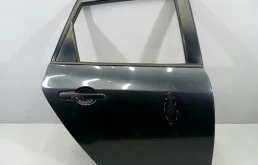 Дверь Mazda 3 BK хэтчбек
