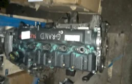 Двигатель без навесного для Hyundai Starex 2007 года на фотографиях