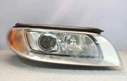 ФАРА VOLVO ПРАВАЯ 31353541 GA770