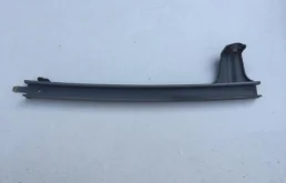 Направляющая стекла двери TOYOTA Land Cruiser (150)-Prado 2009> 2016 6740360110 2.8