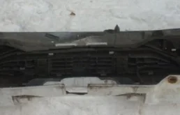 Наполнитель заднего бампера Lexus LX570 5261560081