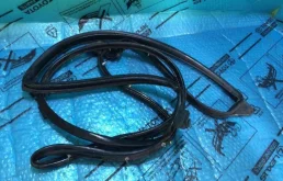 Уплотнитель двери Lexus LX570 2010 6787260110 5.7