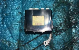 Блок управления сиденьем Lexus RX-300/330/350/400h 2003-2009 2006 8922248040 3.5
