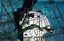 Кулиса АКПП Lexus RX-300/330/350/400h 2003-2009 2006 3356048110 3.5