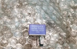 Реле TOYOTA Camry V55 2014-2018 2017 2830021020 2