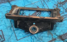 Кронштейн двигателя левый TOYOTA LAND CRUISER 200 2012 1231538020 22