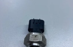 Датчик кондиционера TOYOTA LAND CRUISER 200 8871933020
