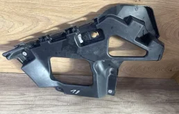 Кронштейн бампера RENAULT MEGANE 2003-2009 8200146044 УНИВЕРСАЛ, задний левый