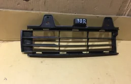 Решетка в бампер правая TOYOTA Land Cruiser 2011 5311260040 URJ200 1VD-FTV 4.5