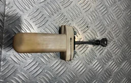 Ограничитель двери передней TOYOTA Land Cruiser 2019 6862060112 URJ202 1VD-FTV 4.5, передний