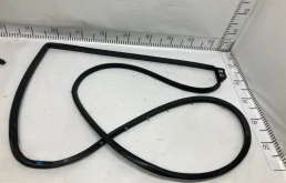 Уплотнитель двери TOYOTA LAND CRUISER PRADO 2010 6787260130 KDJ150 1KDFTV, задний левый