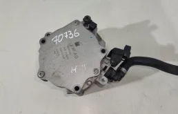 Насос вакуумный 06K145100B  2.0 Турбо бензин Audi
