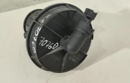Насос воздушный 06A131333C  1.8 Бензин Volkswagen