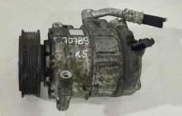 Компрессор кондиционера 1K0820859S  1.4 TFSI Volkswagen