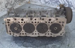 Головка блока цилиндров Mazda 626 1785 RF
