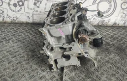 Блок цилиндров Mazda 3 LF9510300A BK LF