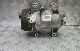 Компрессор кондиционера Nissan Navara 92600EB70A D40 YD25