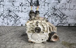 Раздатка Mitsubishi L200 Pajero Sport 2 3242A015 4D56U