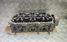 Головка блока цилиндров Mitsubishi MONTERO PAJERO MD307677 6G72
