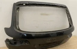 Крышка багажника для Audi Q7 на фотографиях