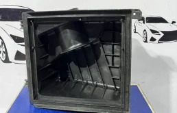 Корпус воздушного фильтра для Toyota RAV4 2017 года на фотографиях