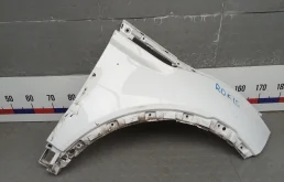 Крыло переднее правое LR027589 LAND ROVER EVOQUE 1 (2011-0000) 2013 2.2 D АКПП