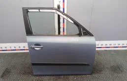 Дверь передняя правая 5J6831056 SKODA FABIA 2 (2010-0000) 2011 1.6 TDI КПП 5ст.